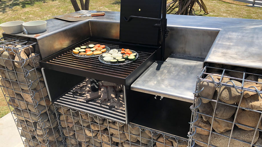 オーストラリアダボ市寄贈のBBQコンロ